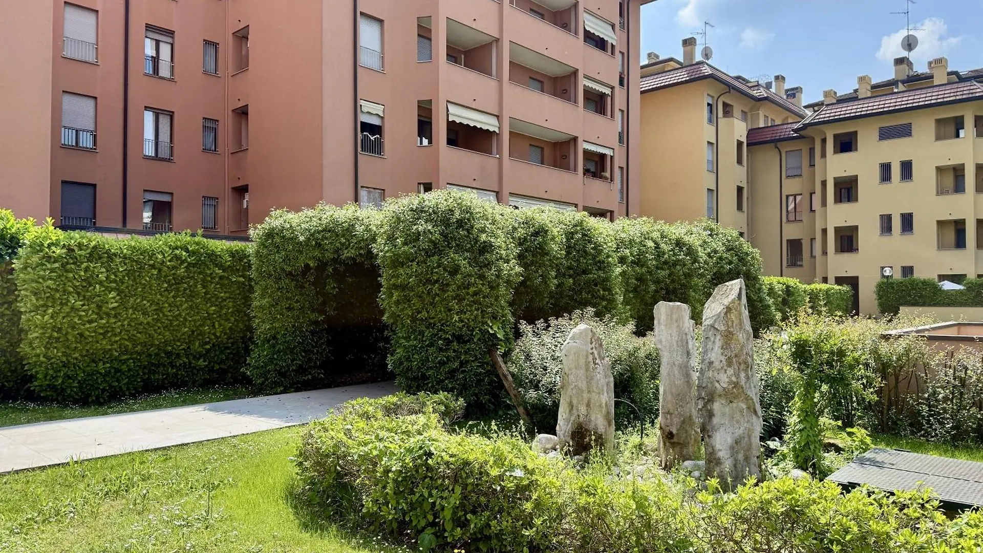 Apartamento Cielo C18 - 15 Min Fiera Milano Rho Monza 0*,  Italia